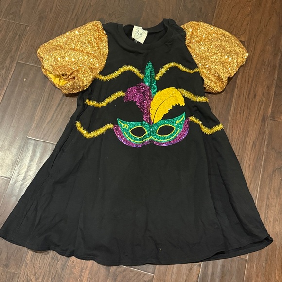 Fantastic Fawn Dresses & Skirts - Mardi Gras Dress with Mask Design small